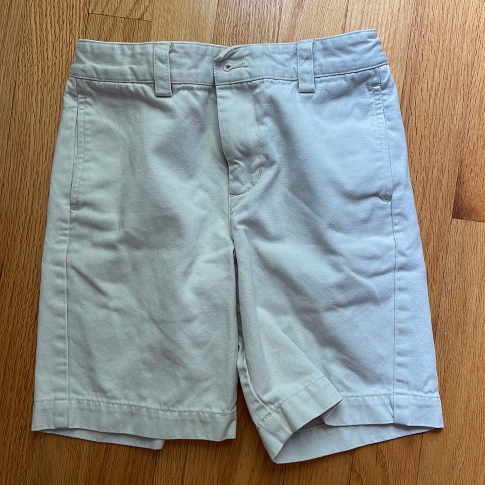 Vineyard Vines boys khaki shots, adjustable waist, size 6